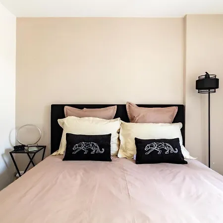 Charmant Refuge Avec Jardin, A 6 Minutes A Pied Du Metro Creteil L Echat-Lovely Retreat With Garden, Located A 6-Minute Walk From Creteil L Echat Metro Station Exterior photo
