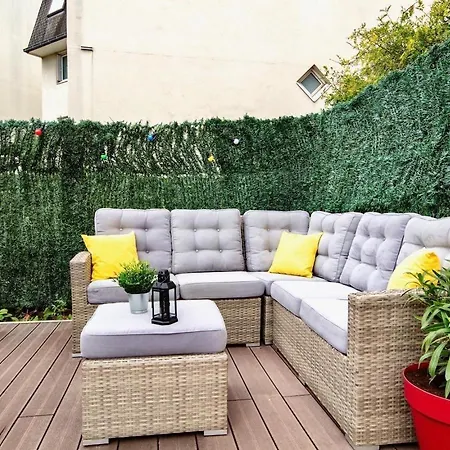 Charmant Refuge Avec Jardin, A 6 Minutes A Pied Du Metro Creteil L Echat-Lovely Retreat With Garden, Located A 6-Minute Walk From Creteil L Echat Metro Station Exterior photo